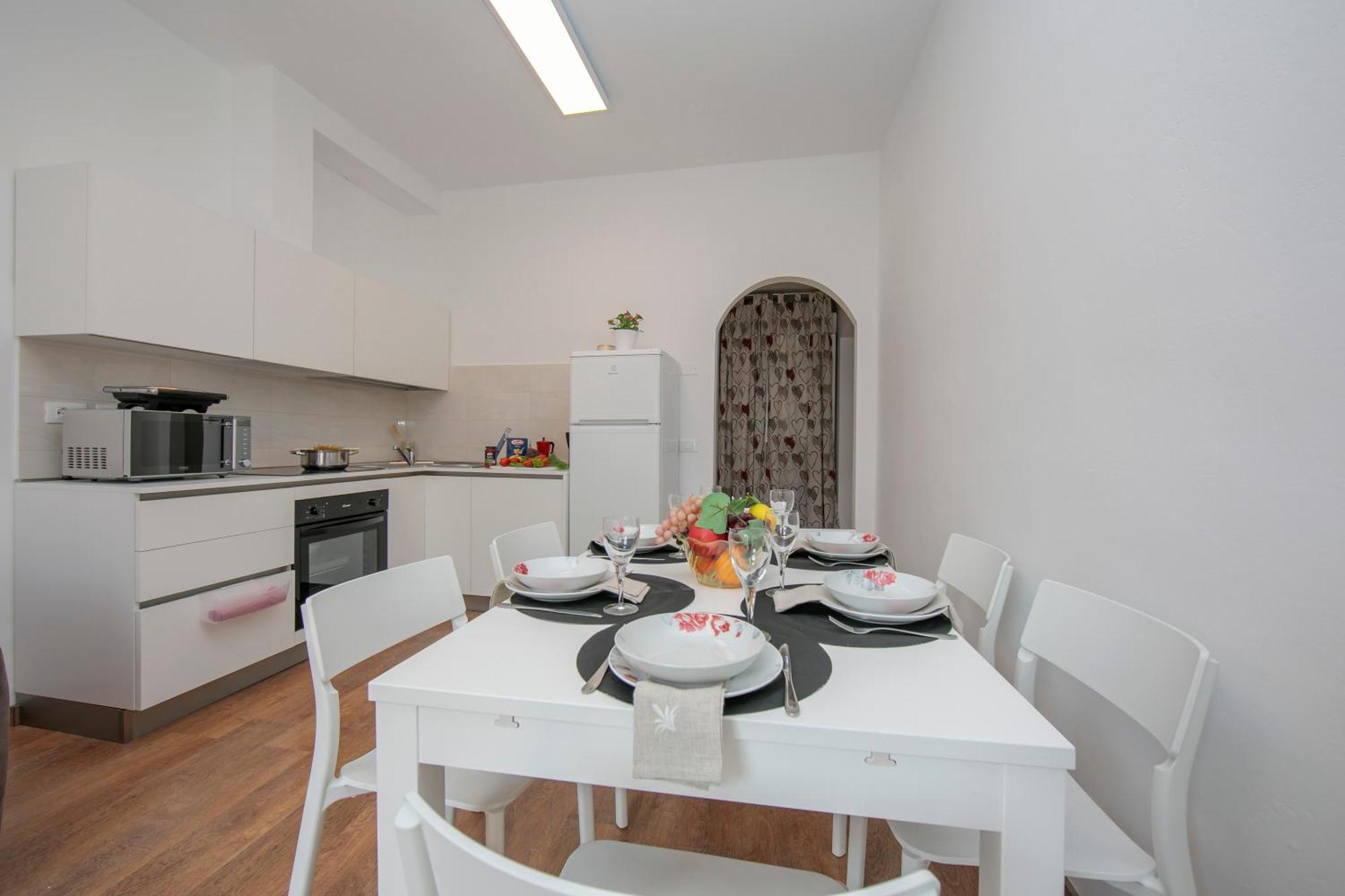 Residenza Rocca Del Lago - Happy Rentals Ρίβα ντελ Γκάρντα Εξωτερικό φωτογραφία
